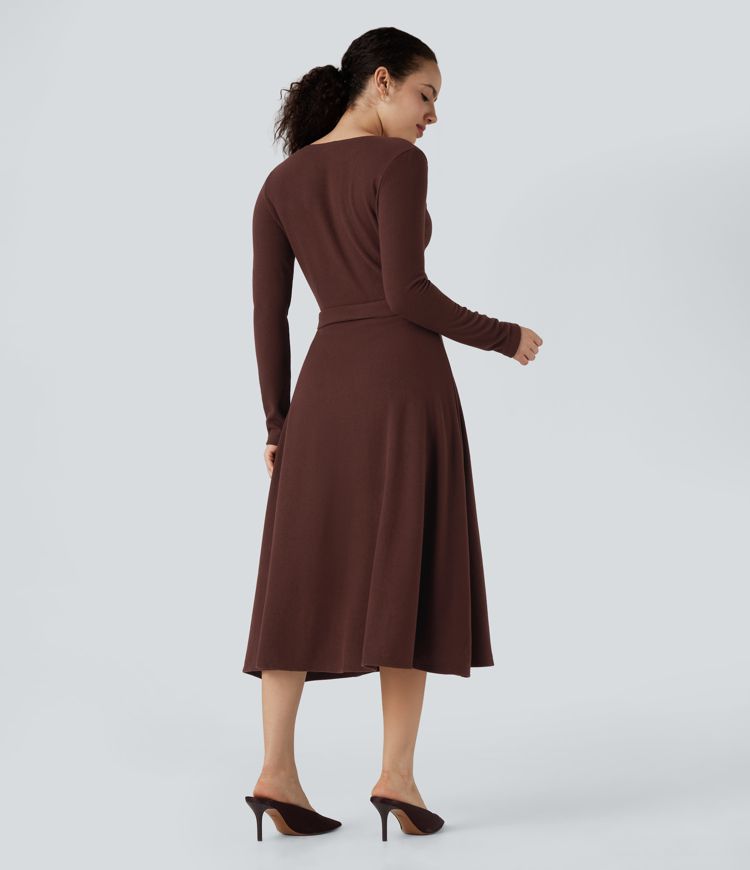 robe midi fluide de travail en maille côtelée col v manches longues et ceinture