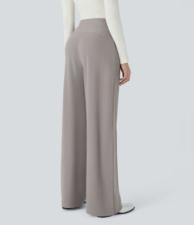 pantalon de travail halara flex taille haute sculptant la silhouette avec poches et jambes larges en micro-gaufrette gaufrée.