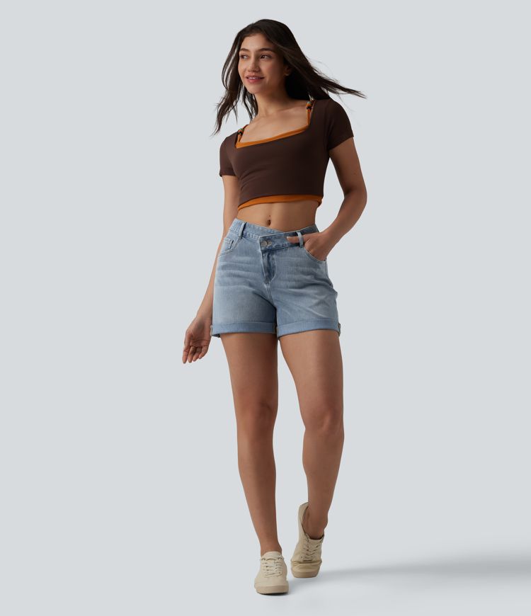 short décontracté en denim délavé taille haute asymétrique ourlet roulé et poches halara flex