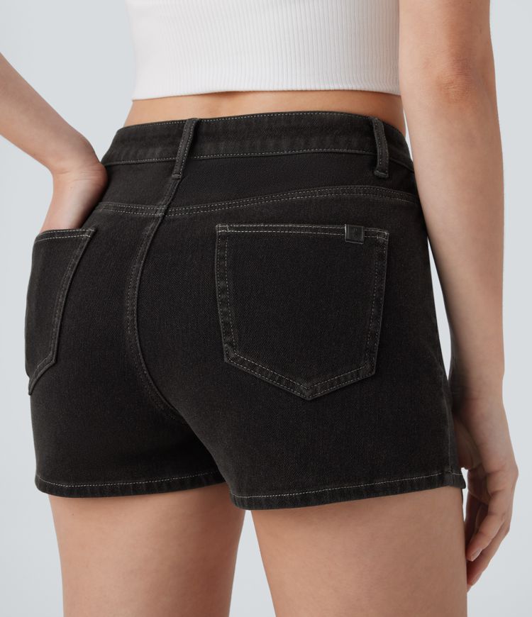 short décontracté en denim délavé halara flex à taille mi-haute et poches