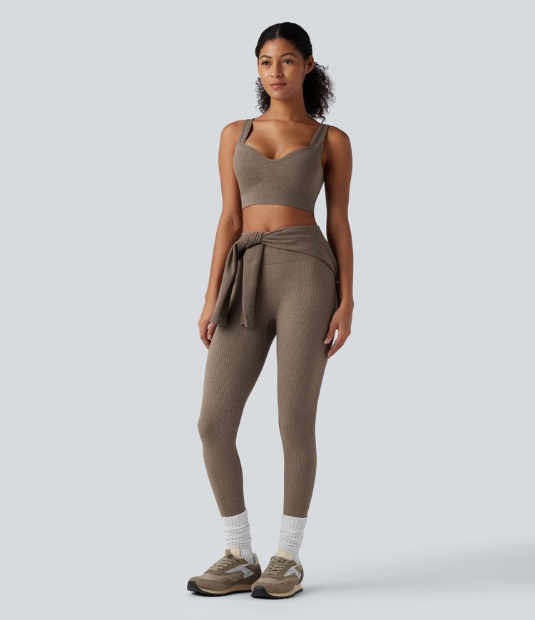 soutien-gorge de sport chauffant oneform seamless flow à maintien léger et bonnets moulés push-up idéal pour le yoga.